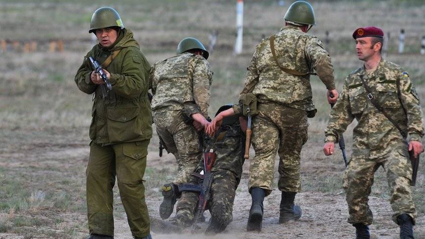 Киев готовится к силовому решению конфликта в Донбассе