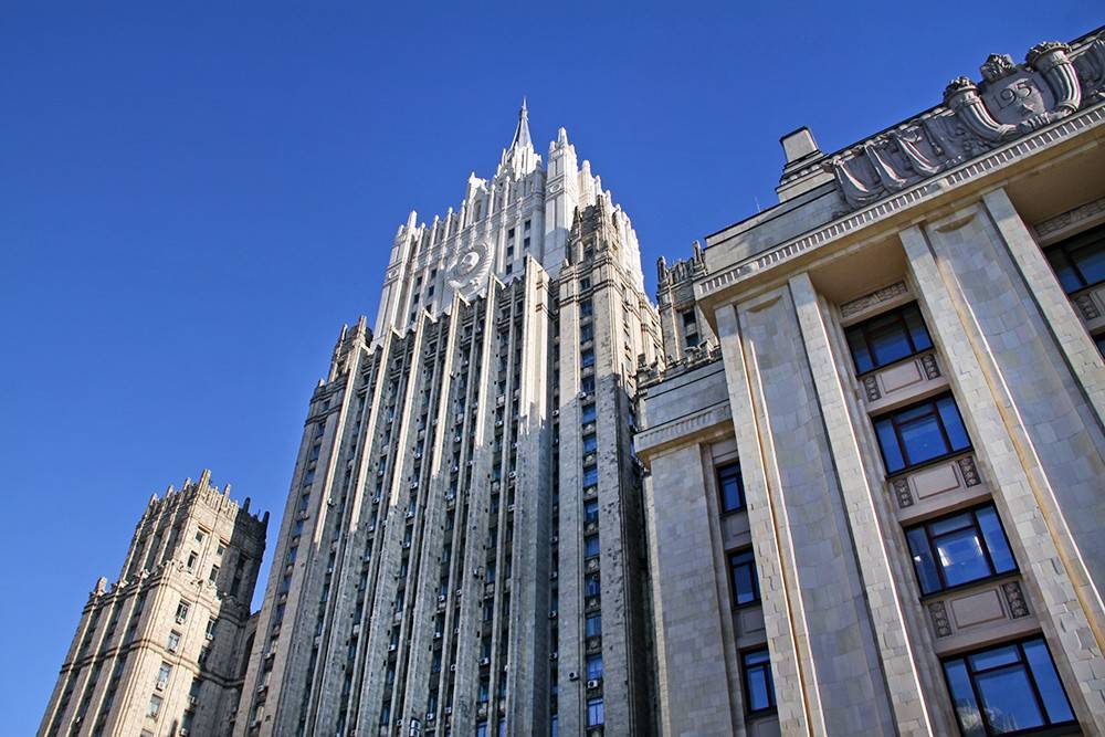 Москва зеркально ответила на высылку российского дипломата с Украины