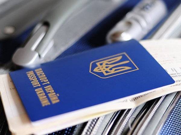 Зеленский упростил получение гражданства Украины для политических эмигрантов из РФ