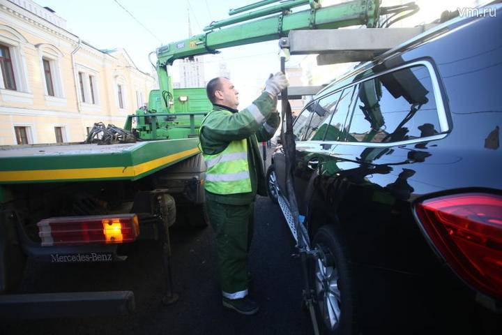 Автомобилист накопил миллион рублей штрафов за неоплату парковки в столице