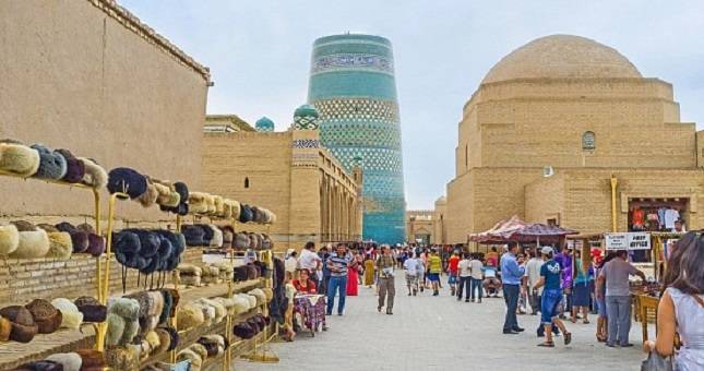 Почти на 40% вырос поток туристов из России в Узбекистан