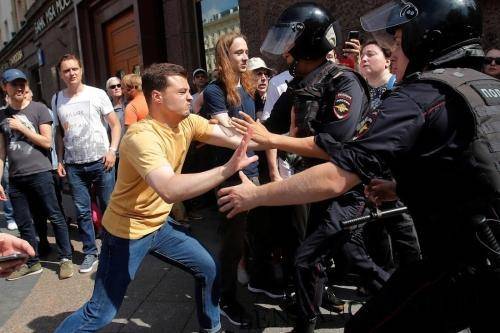 Война не бывает мирной – оппозиция втравливает москвичей в беспорядки манипуляцией
