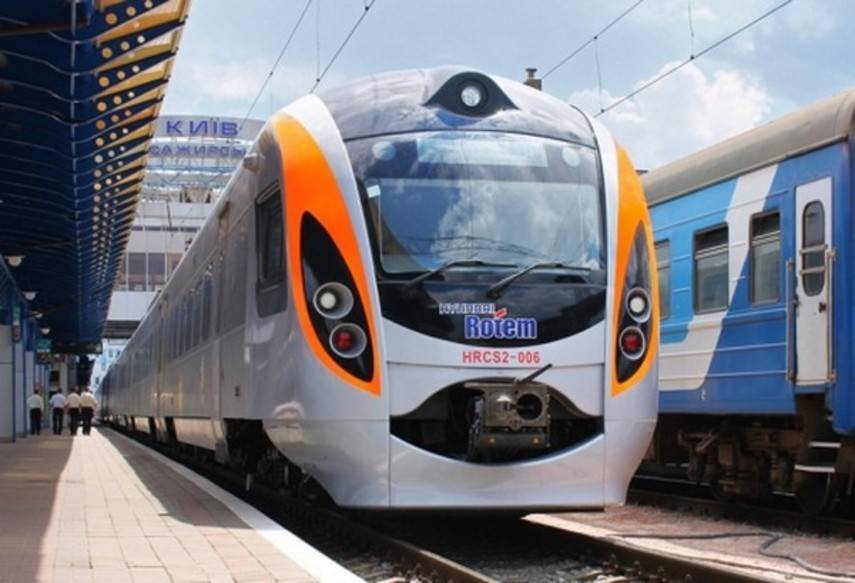 "Укрзализныця" планирует вернуть поезд Киев-Берлин в 2020 году
