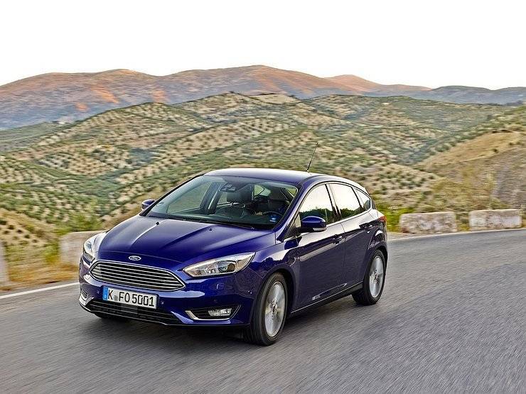 Ford Focus - В России снова начали покупать подержанные автомобили - avtovzglyad.ru