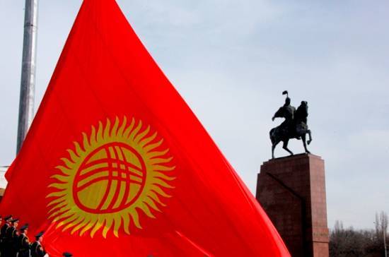 На проводившего переговоры с Атамбаевым экс-замглавы МВД Киргизии завели дело