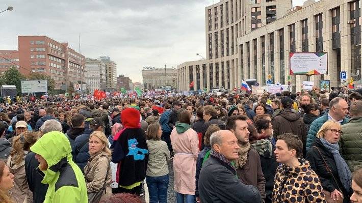 Провокатора Котова арестовали за призывы к беспорядкам на незаконных митингах