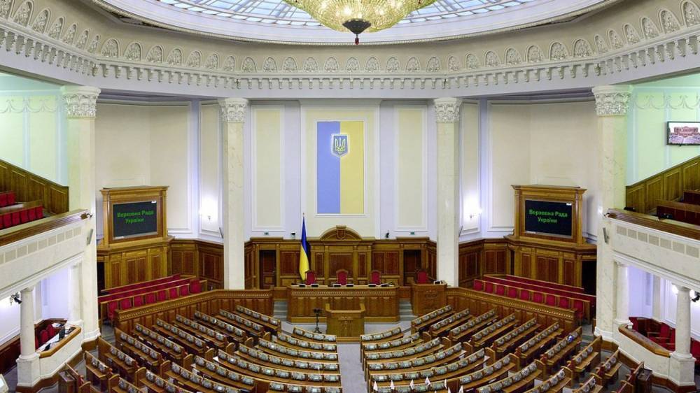 Партия Порошенко хочет возглавить три комитета в Раде