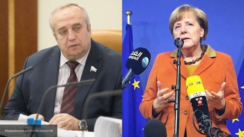 Клинцевич выразил сожаление после слов Меркель о "виновности" РФ в разрыве ДРСМД