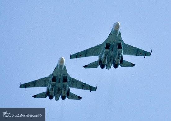 Маневр сопровождавшего самолет Шойгу Су-27 окрестили в НАТО «небезопасным»