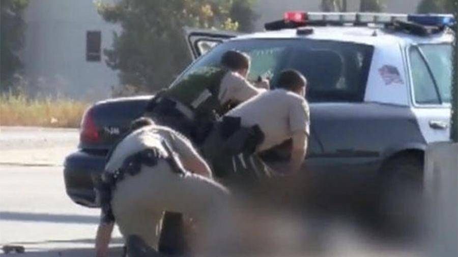Полицейский погиб в результате перестрелки в Калифорнии