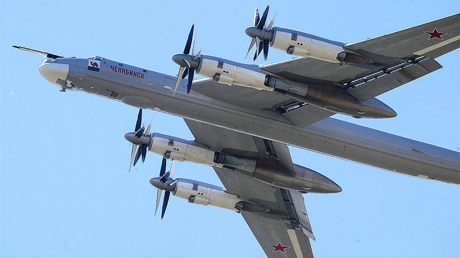 Российские Ту-95МС выполнили полет над Баренцевым и Норвежским морями