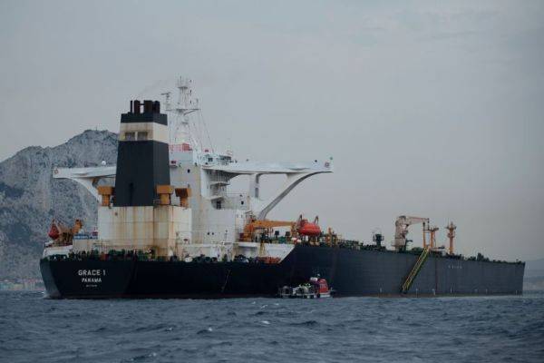 СМИ: Британия освободит иранский танкер в ближайшие часы