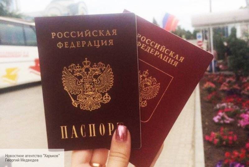 МВД приняло свыше 60 тысяч обращений от жителей Донбасса, желающих получить гражданство РФ