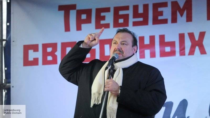 Гудковы испугались вопроса СМИ о своем нелегальном бизнесе в Подмосковье