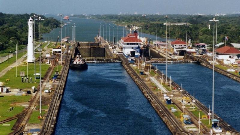 Венесуэльским судам разрешат ходить через Панамский канал