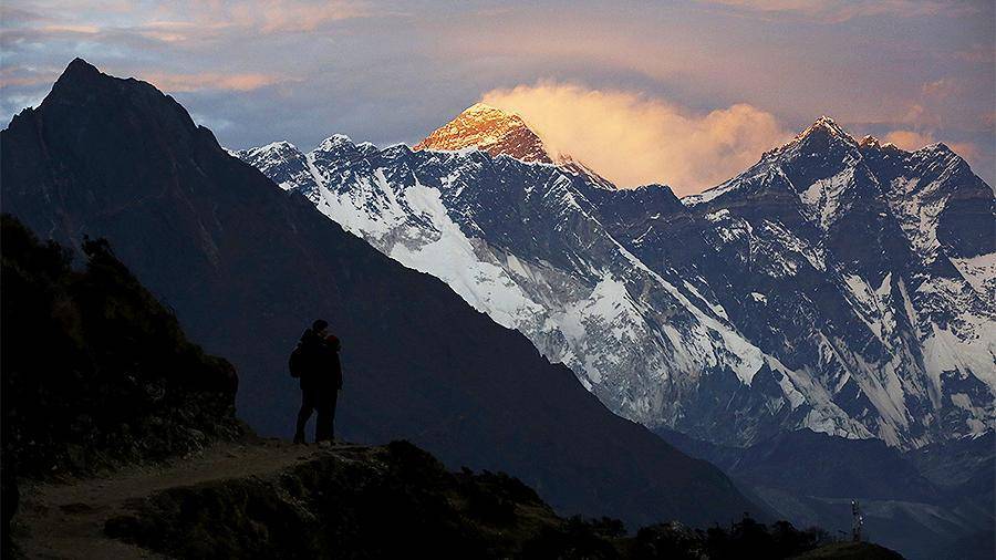 Власти Непала намерены втрое увеличить стоимость восхождения на Эверест
