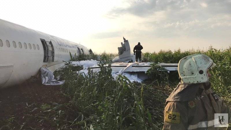 Беглов заявил о подвиге пилотов, предотвративших трагедию в Подмосковье