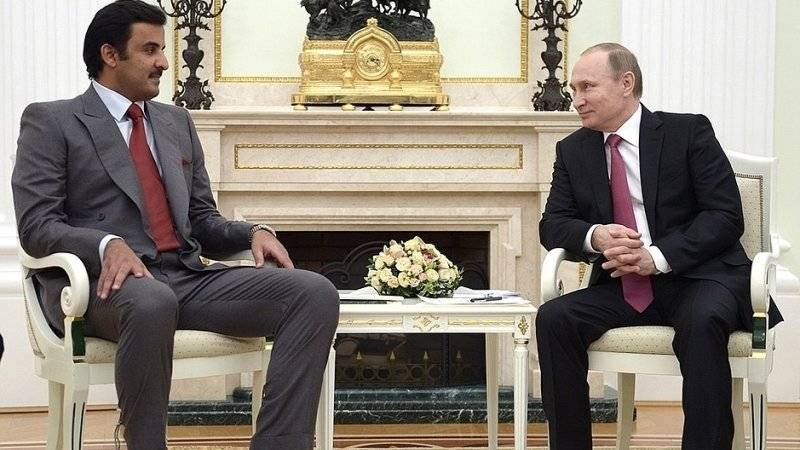Путин по телефону обсудил с эмиром Катара ситуацию в Персидском заливе