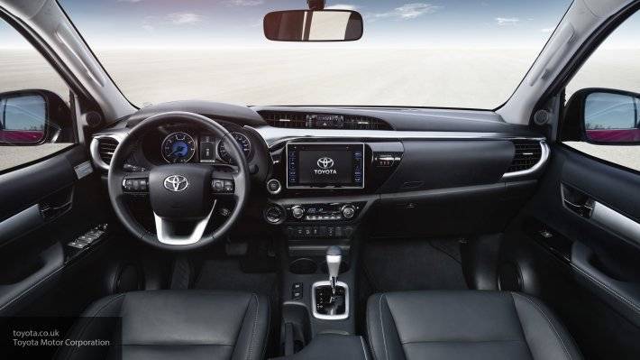 Toyota открыла старт продаж пикапа Hilux в России