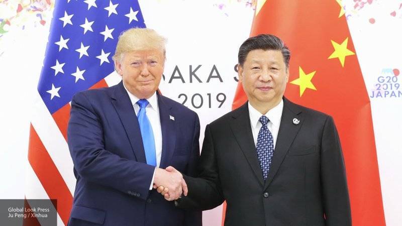 Трамп намерен в ближайшее время провести телефонные переговоры с Си Цзиньпином