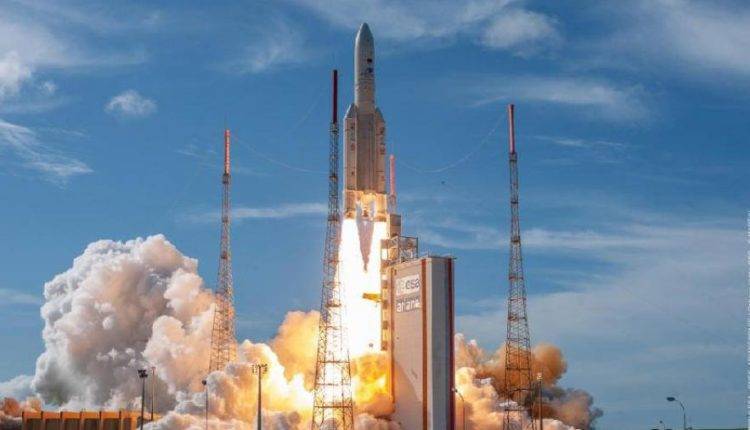 ВВС США сообщили о взрыве на орбите ступени европейской ракеты Ariane-4