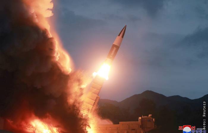 КНДР снова запустила неопознанные ракеты