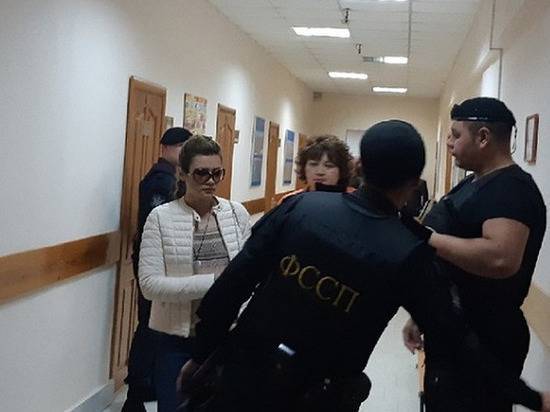 Экс-дознавательница из Уфы потребовала 100 млн рублей по делу об изнасиловании коллегами