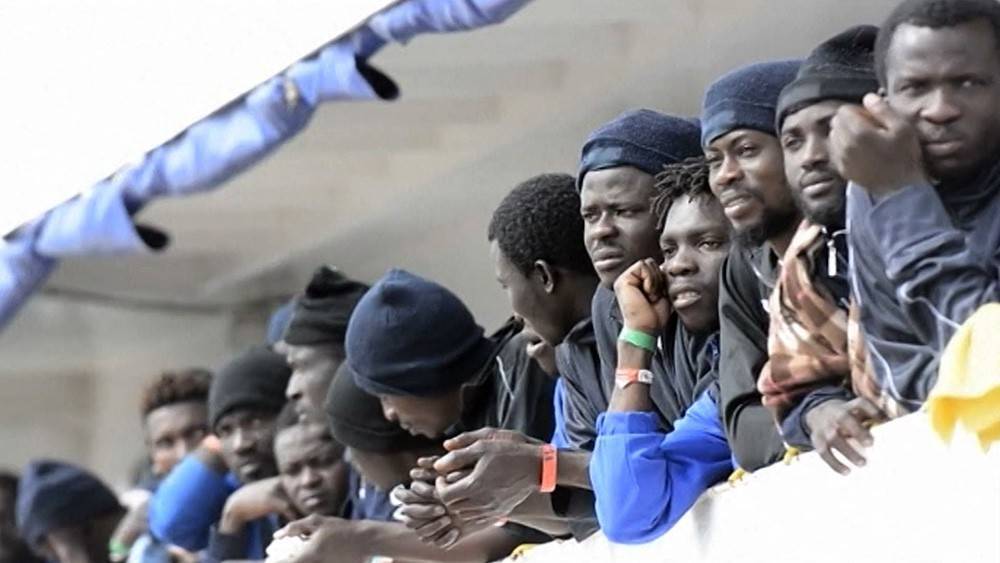 Мигранты раздора: под итальянским премьером зашаталось кресло