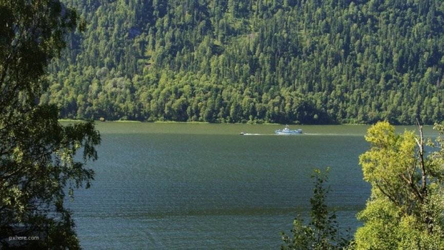 Неизвестное озеро открыли во время экспедиции в Кавказском заповеднике
