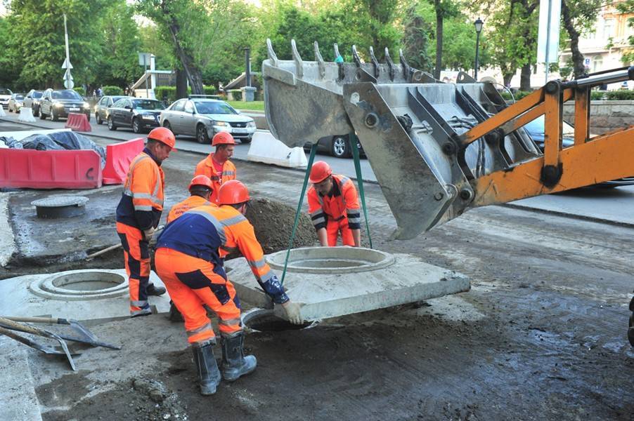 Реконструкцию Дорожной улицы в Москве завершат до конца года