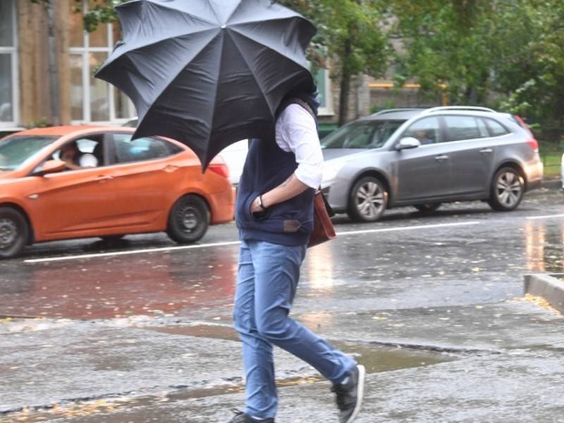 Дороги подтопило в Хабаровске из-за сильных дождей