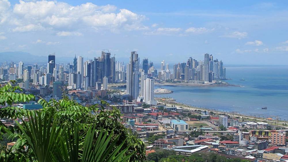Панама разрешит венесуэльским кораблям проходить через канал вопреки требованиям США