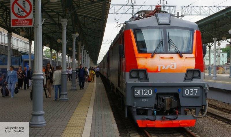 Минтруд РФ разрешит женщинам работать боцманами и водить поезда