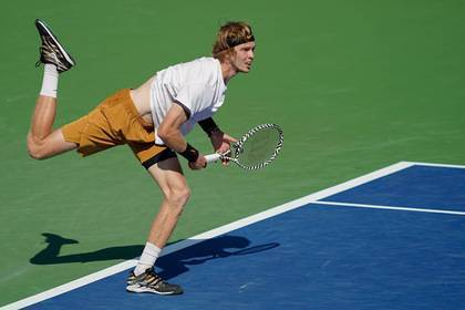 Российский теннисист нанес Федереру самое быстрое поражение с 2003 года
