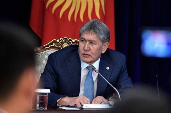 Военная прокуратура обвинила Атамбаева в коррупционном сговоре с экс-мэром Бишкека