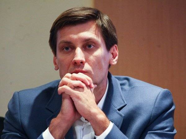 Дмитрий Гудков обжаловал отказ в регистрации в Мосгорсуд
