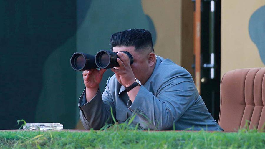 Ким Чен Ын руководил испытаниями нового оружия
