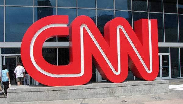 Журналистка CNN рассказала о слежке в свой адрес из-за расследования в ЦАР