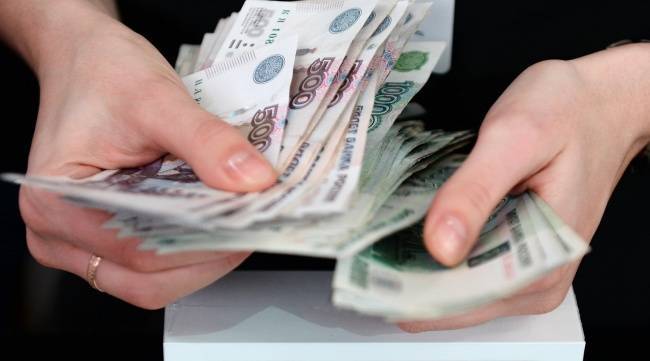 МРОТ в России планируют увеличить до 12 130 рублей — Новости экономики, Новости России