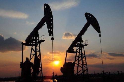 Bloomberg: санкции США спровоцировали спрос на российскую нефть