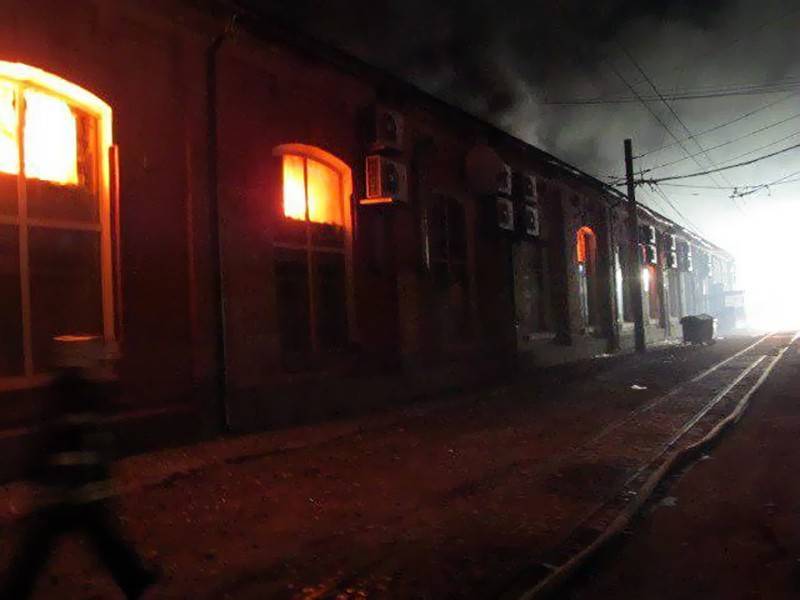 Жуткий пожар в гостинице унёс жизни 8 человек (видео)