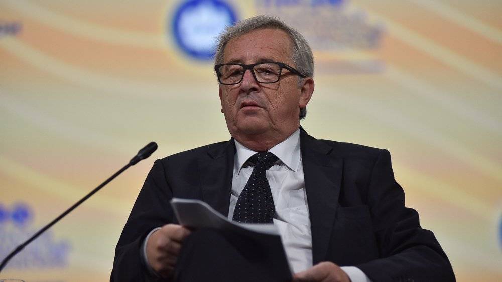 Председатель Европейской комиссии Юнкер направлен на срочную операцию