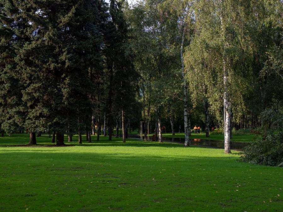 Парк открыли на месте площадки "Московских сезонов" на улице Святоозерская