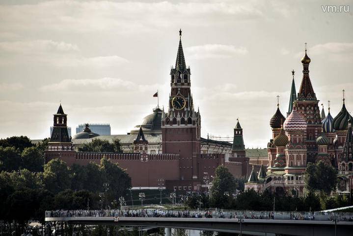 Авиабомбу времен Великой Отечественной войны обнаружили в Кремле