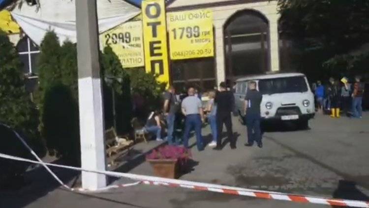 Восемь человек погибли в Одессе в результате пожара в гостинице