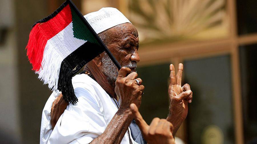 Военный совет и оппозиция Судана подписали соглашение о переходном периоде