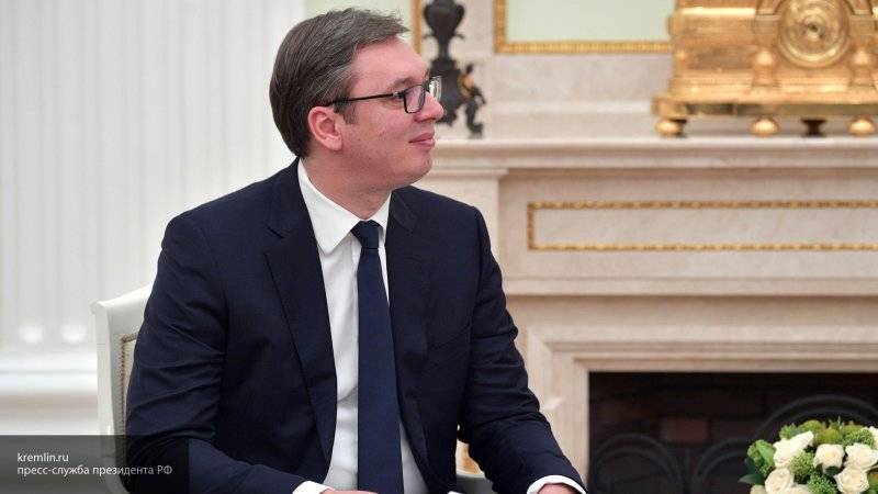 Президент Сербии пригласил Шойгу для оценки развития вооруженных сил страны