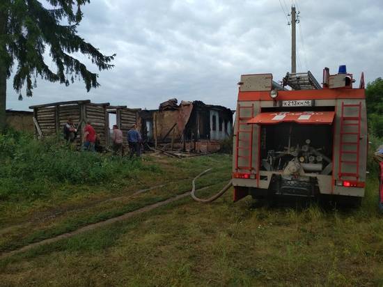 В Курской области заживо сгорели мать и трое детей