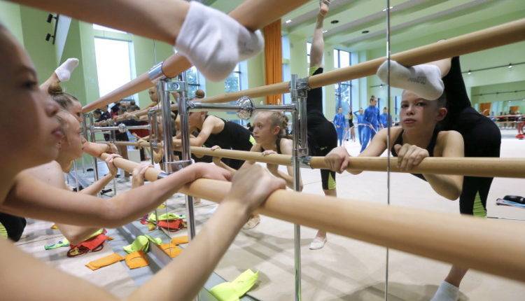Этап Кубка мира по художественной гимнастике стартовал в Минске