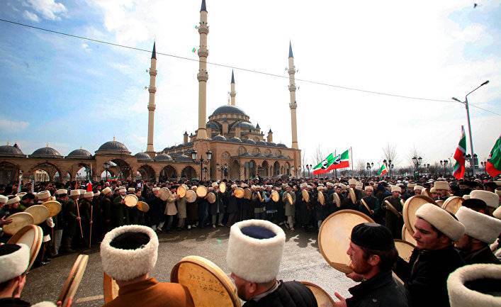 «Много молящийся мусульманин»: как русские систематически порочили чеченцев (Focus, Германия)